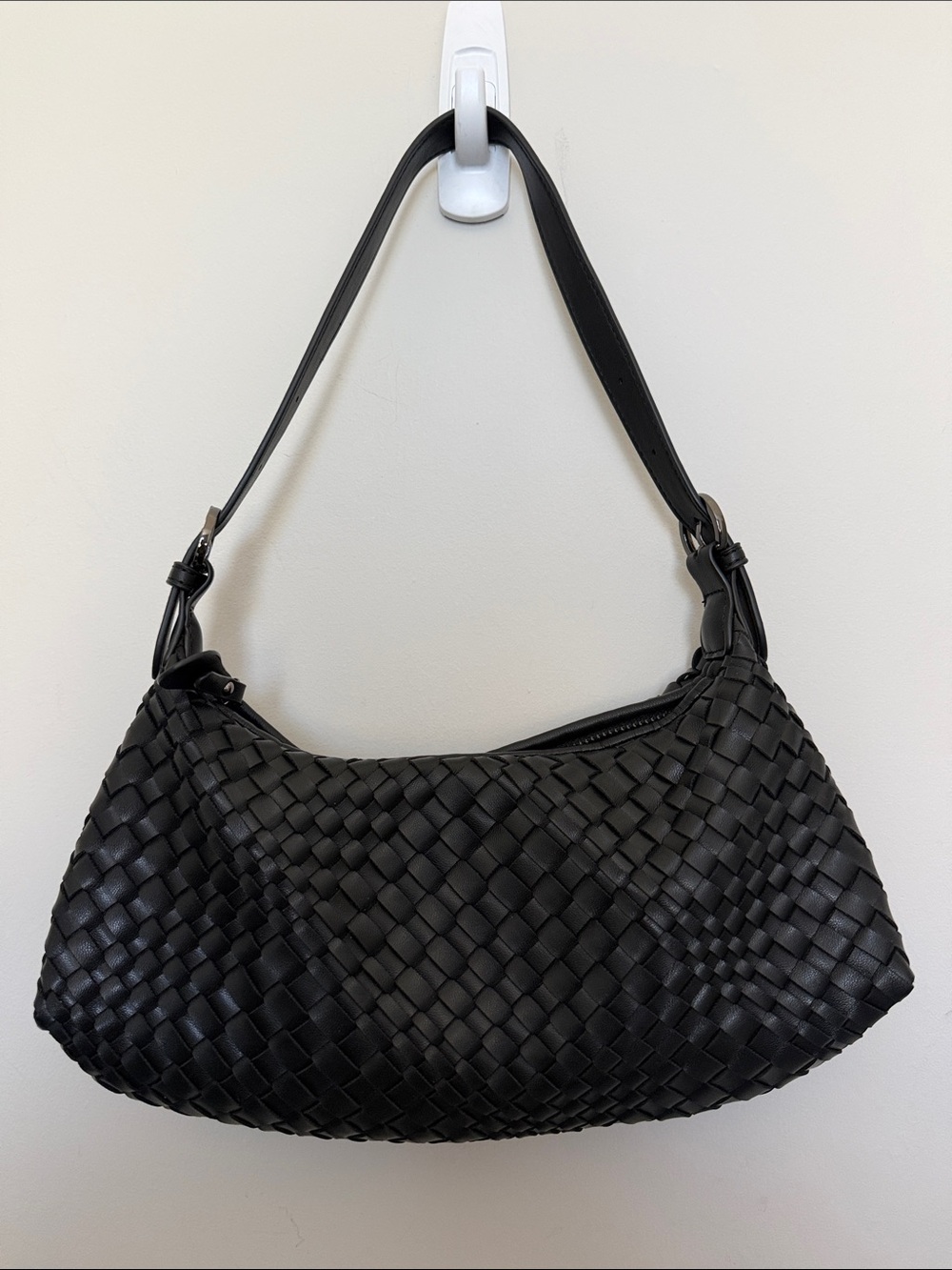 Woven Black Leather Shoulder Bag - Picture 6 of 6